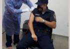SE COMENZÓ A VACUNAR A DOCENTES Y POLICÍAS
