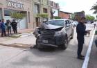 CONDUCTOR EN ESTADO DE EBRIEDAD CASI CAUSA UNA TRAGEDIA EN PLENO CENTRO