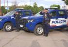 LLEGARON DOS MÓVILES POLICIALES PARA LAS COMISARIAS DE HUIDOBRO Y HUINCA