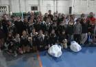LA AGENCIA CÓRDOBA JOVEN ENTREGÓ PELOTAS AL VOLEY DEL FCVH