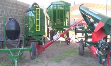 SEGUIMOS RECORRIENDO LOS COMERCIOS LOCALES