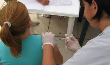 ENFERMERÍA: APOYO EN LA CAMPAÑA DE VACUNACIÓN