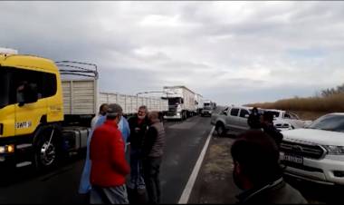 "LO ÚNICO QUE QUEREMOS ES TRABAJAR"