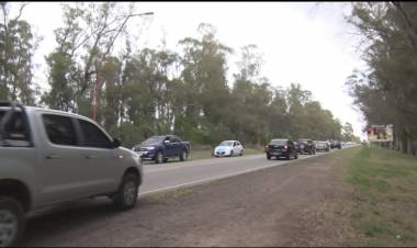 HUIDOBRO TAMBIÉN MARCHO RECLAMANDO "LIBRE CIRCULACIÓN"