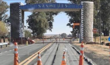 TRAS OCHO MESES PUDO CONSEGUIR LOS PERMISOS Y VIAJAR