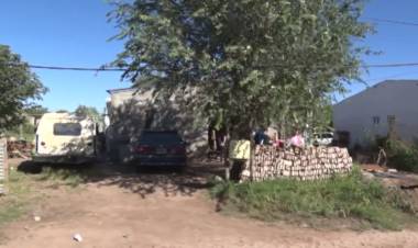 RECONSTRUYERON SU CASA TRAS EL TEMPORAL