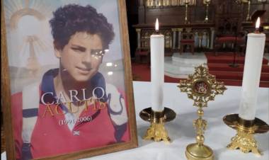 LLEGA A LA LOCALIDAD LA RELIQUIA DE CARLO ACUTIS