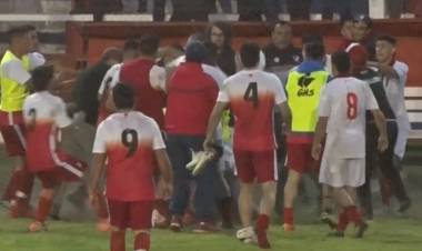 BILINSKI: "ESTO QUE PASO ES LAMENTABLE Y OPACA NUESTRO FÚTBOL"