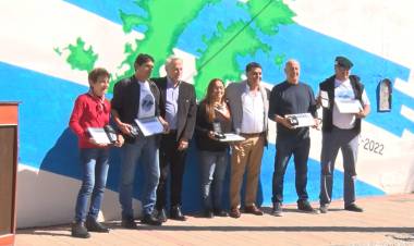 ACTO Y HOMENAJES PARA LOS HÉROES DE MALVINAS