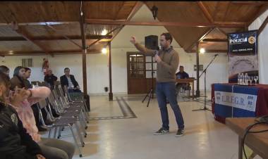 CHARLA SOBRE PSICOLOGÍA DEPORTIVA ORGANIZADA POR LA LIGA