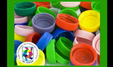 EL TALLER PROTEGIDO JUNTA TAPITAS PARA RECICLAR