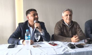 MARTIN LLARYORA VISITÓ NUESTRA LOCALIDAD Y ZONA