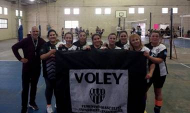 VOLEY: LAS CHICAS DEL VILLA CONSIGUIERON EL CAMPEONATO Y EL ASCENSO
