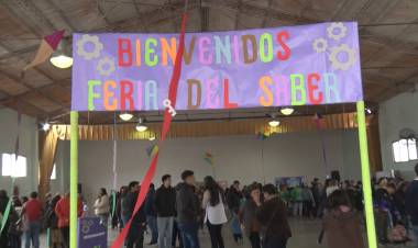 FERIA DEL SABER EN EL CE MANUEL BELGRANO