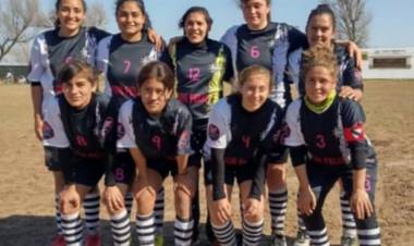 FÚTBOL FEMENINO: EXCELENTE DEBUT DE LAS CHICAS DEL VILLA