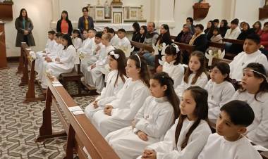 CELEBRACIÓN DE PRIMERAS COMUNIONES