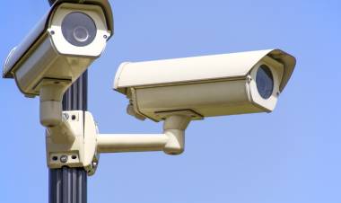 SE COLOCARON 8 NUEVAS CÁMARAS DE SEGURIDAD 