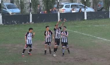 COMENZARON LOS CUARTOS DE FINAL EN LA LIGA ROCA