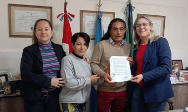 LA MUNICIPALIDAD DE DEL CAMPILLO ENTREGO TERRENO PARA LA COMUNIDAD RANQUEL