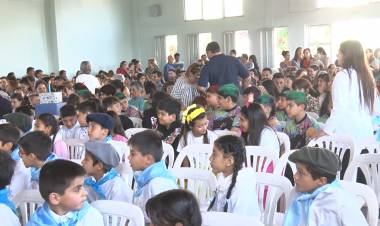 TRADICIONAL FOGÓN CRIOLLO EN EL CE MANUEL BELGRANO