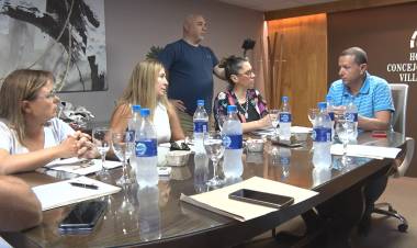 POR AHORA NO SE LE CAMBIA EL NOMBRE A LA AV MANUEL ESPINOSA