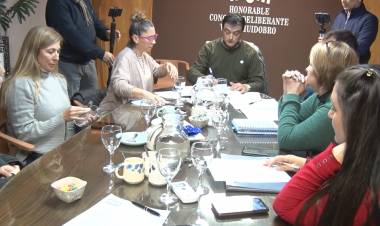 EL HCD APROBÓ LA TOMA DE CRÉDITO PARA LA COMPRA DE UNA MOTONIVELADORA