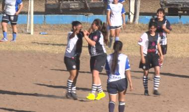 EL VILLA SE VOLVIÓ A QUEDAR CON EL CLÁSICO EN EL FÚTBOL FEMENINO