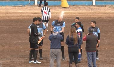 EL CLÁSICO TERMINO EN UN EMPATE QUE NO LES SIRVE A NINGUNO DE LOS DOS