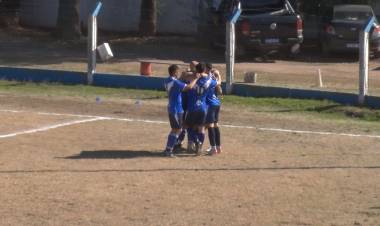 JUVENTUD LE GANÓ A ESTRELLAS Y SE PRENDIÓ