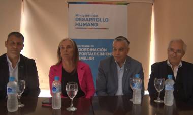 VISITA DE LA MINISTRA DE DESARROLLO HUMANO