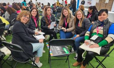 DOCENTES DEL ILSC JUNTO AL PADRE CHAVEZ VIAJARON A UN CONGRESO EN CHILE