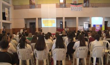 ILSC: CAPACITACIÓN PARA LA COMUNIDAD EDUCATIVA, SACERDOTES Y LAICOS