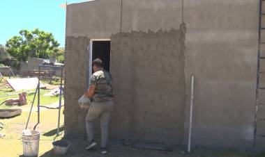 NUEVOS BAÑOS EN EL CEMENTARIO Y AVANCE DE LA OBRA DE LA RESIDENCIA SOCIAL TRANSITORIA