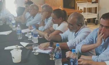 FUNCIONARIOS PROVINCIALES VISITARON HUINCA RENANCÓ