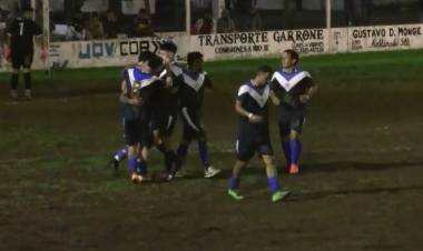 JUVENTUD GOLEÓ A ESTRELLAS Y QUEDÓ COMO ÚNICO LÍDER