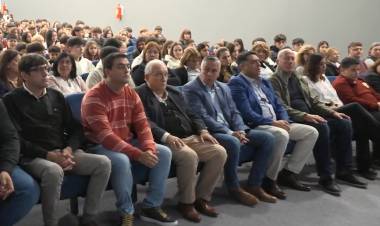 EL LEGISLADOR SALIBA RETORNA A LA LEGISLATURA TRAS SU RECUPERACIÓN