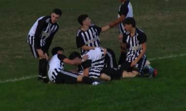 CUARTOS DE FINAL: AL VILLA SE LO EMPATARON EN LA ÚLTIMA JUGADA