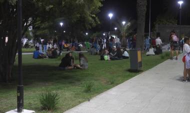 FERIA DE EMPRENDEDORES DE CÁRITAS PARROQUIAL