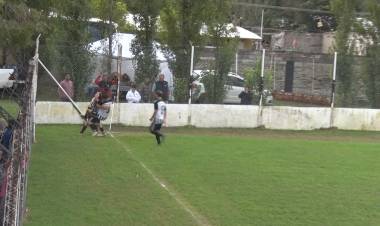 EL VILLA LO GANO EN EL ÚLTIMO MINUTO Y SE METIÓ EN ZONA DE CLASIFICACIÓN