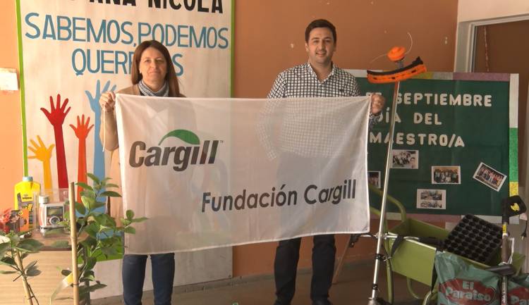DONACIÓN DE FUNDACIÓN CARGILL A LA ESCUELA ESPECIAL