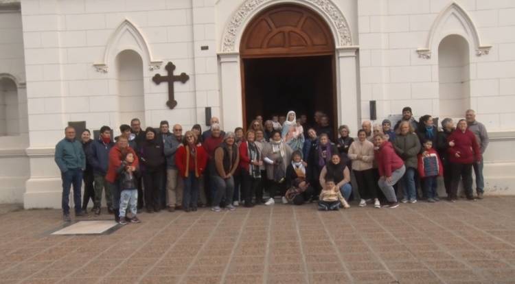 LA VIRGEN SE DESPIDIÓ EN CARAVANA