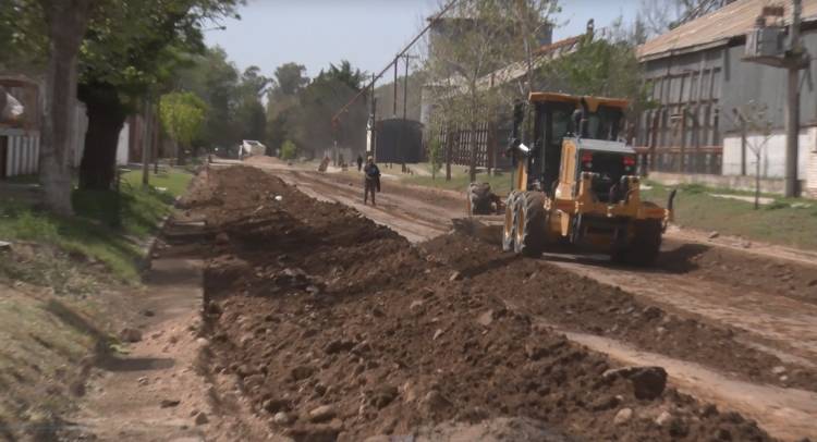 VARIAS OBRAS QUE AVANZAN EN NUESTRA LOCALIDAD