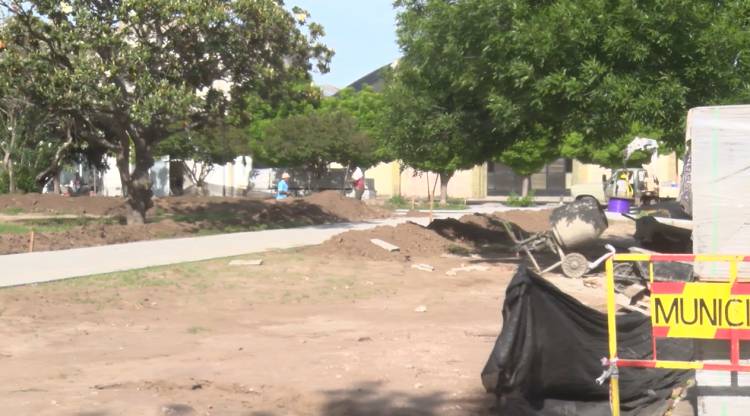 AVANCE DE LA OBRA EN LA PLAZA 25 DE MAYO