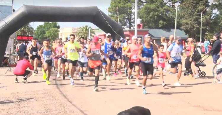 SE CERRÓ EN HUIDOBRO EL CAMPEONATO DE RUNNING DEL SUR CORDOBÉS