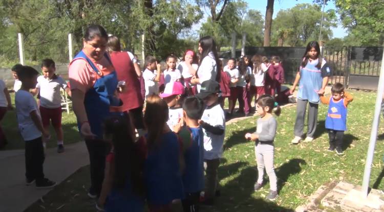 PROYECTO INTEGRADO CON NUEVAS TECNOLOGÍAS ENTRE EL ILSC Y EL JARDIN BERNARDINO RIVADAVIA