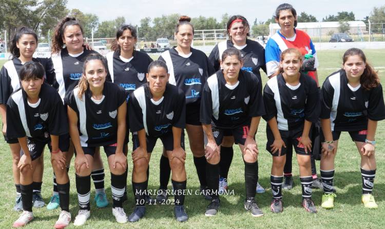 FÚTBOL FEMENINO: EL VILLA BUSCA EL CAMPEONATO