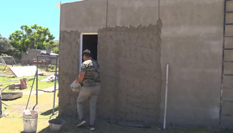 NUEVOS BAÑOS EN EL CEMENTARIO Y AVANCE DE LA OBRA DE LA RESIDENCIA SOCIAL TRANSITORIA