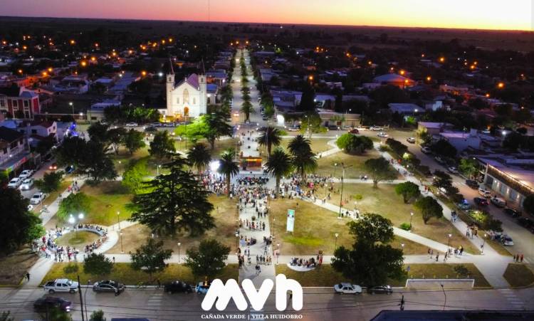 REINAUGURACIÓN Y PUESTA EN VALOR DE LA PLAZA 25 DE MAYO