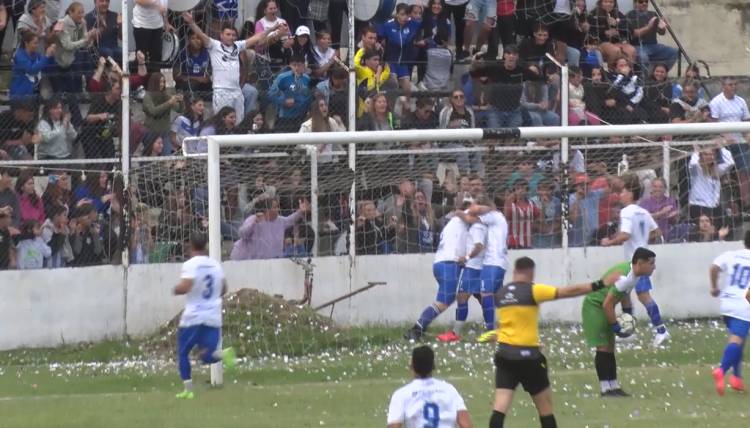 JUVENTUD SE QUEDÓ CON EL SUPERCLÁSICO LOCAL