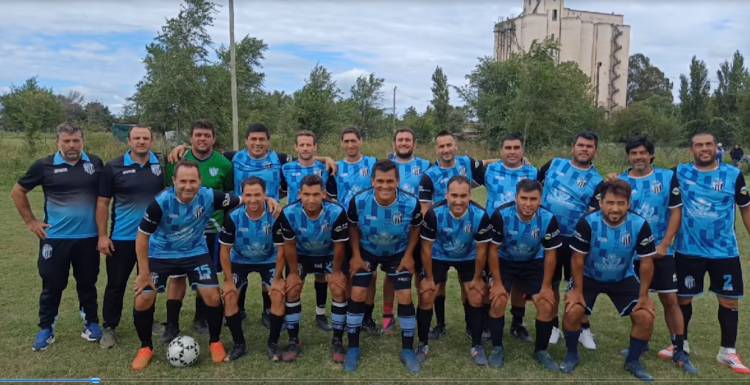 COMENZÓ EL TORNEO DE FÚTBOL DE VETERANOS